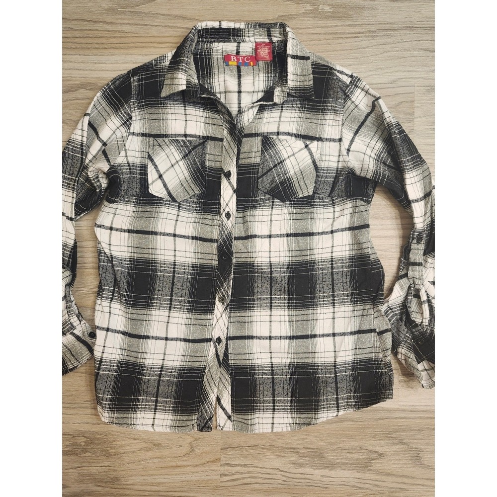 BTC Plaid Flannel Button-up Women's Size XL Black and White
